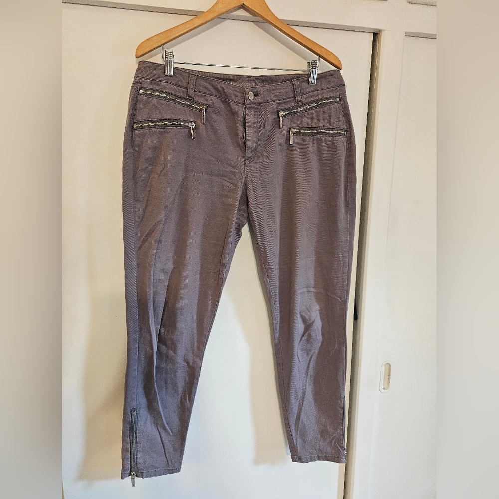 Michael Kors Gray Pants with Zipper Accents At Ankle And Pockets Size 12